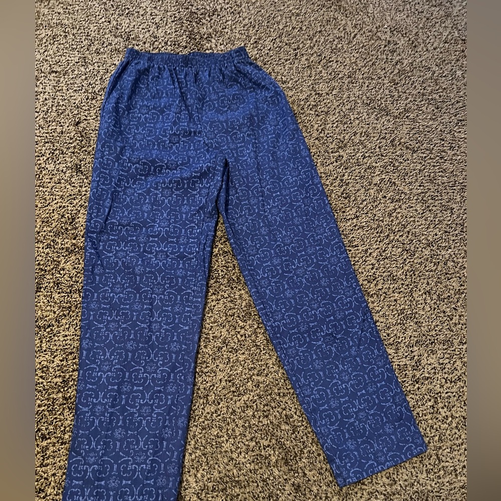 cute Blair ladies pants size M